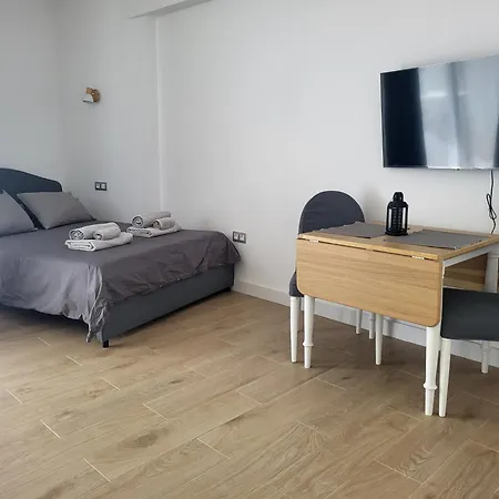 La Casa De Playeros Los Cristianos (Tenerife)